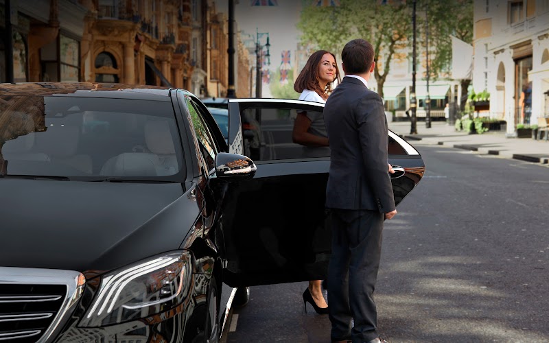 Services de chauffeur de voitures de luxe Golf | Dubaï