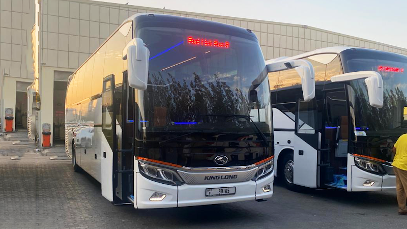 Noleggio autobus e trasporto di lusso per passeggeri Fast Link | Dubai