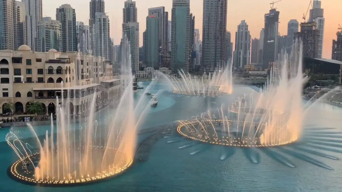 Genauer Standort des Dubai Mall Fountain
